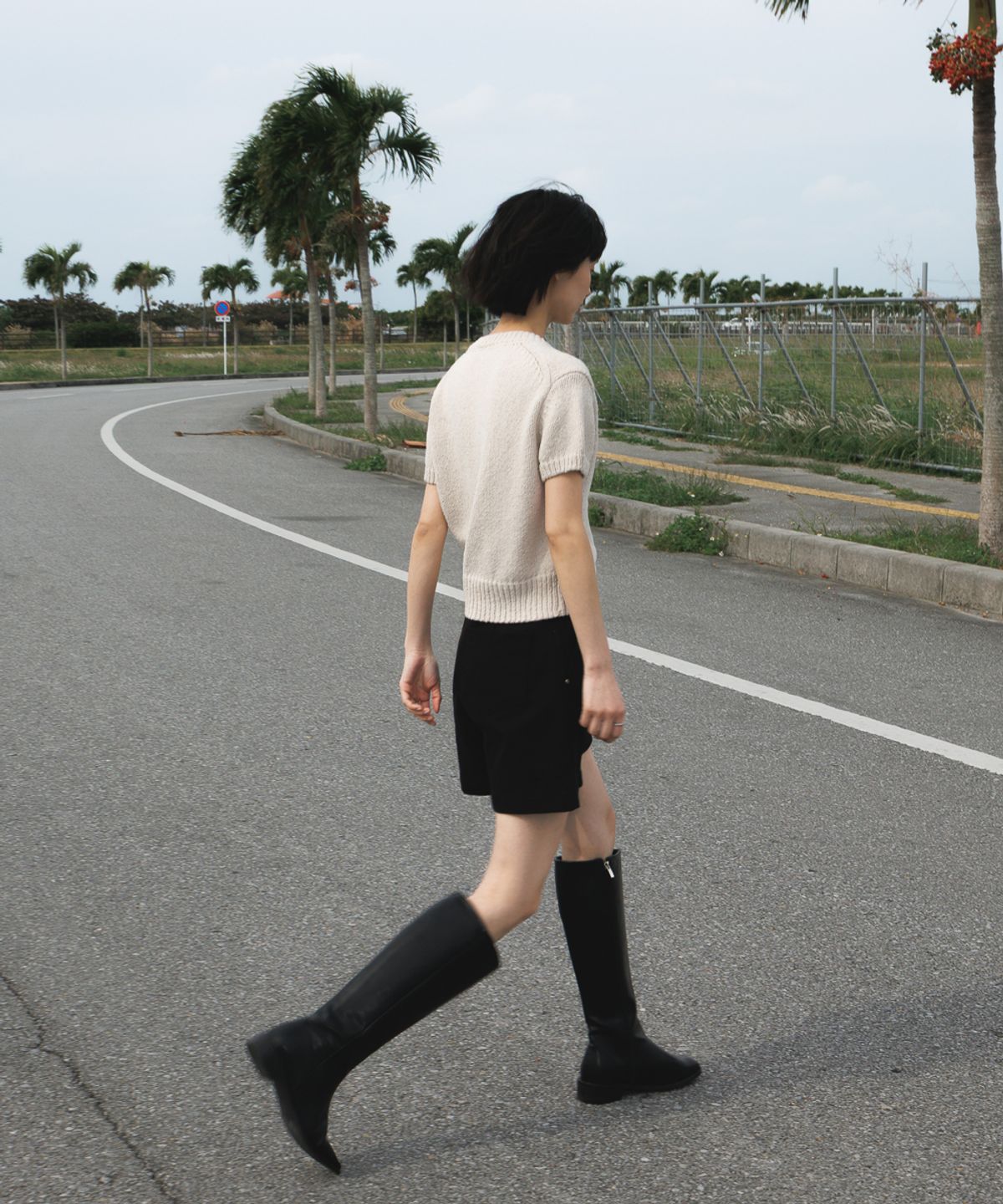 드헤베(DEHEVE) Boucle Short Sleeve Cardigan [Ivory]