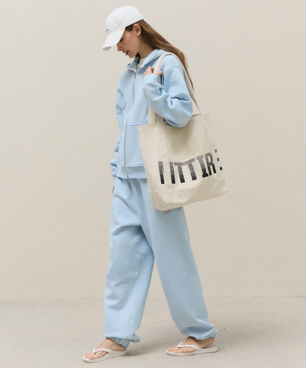 마티레(MTTIRÉ) Stichi Logo Tote Bag / Ivory