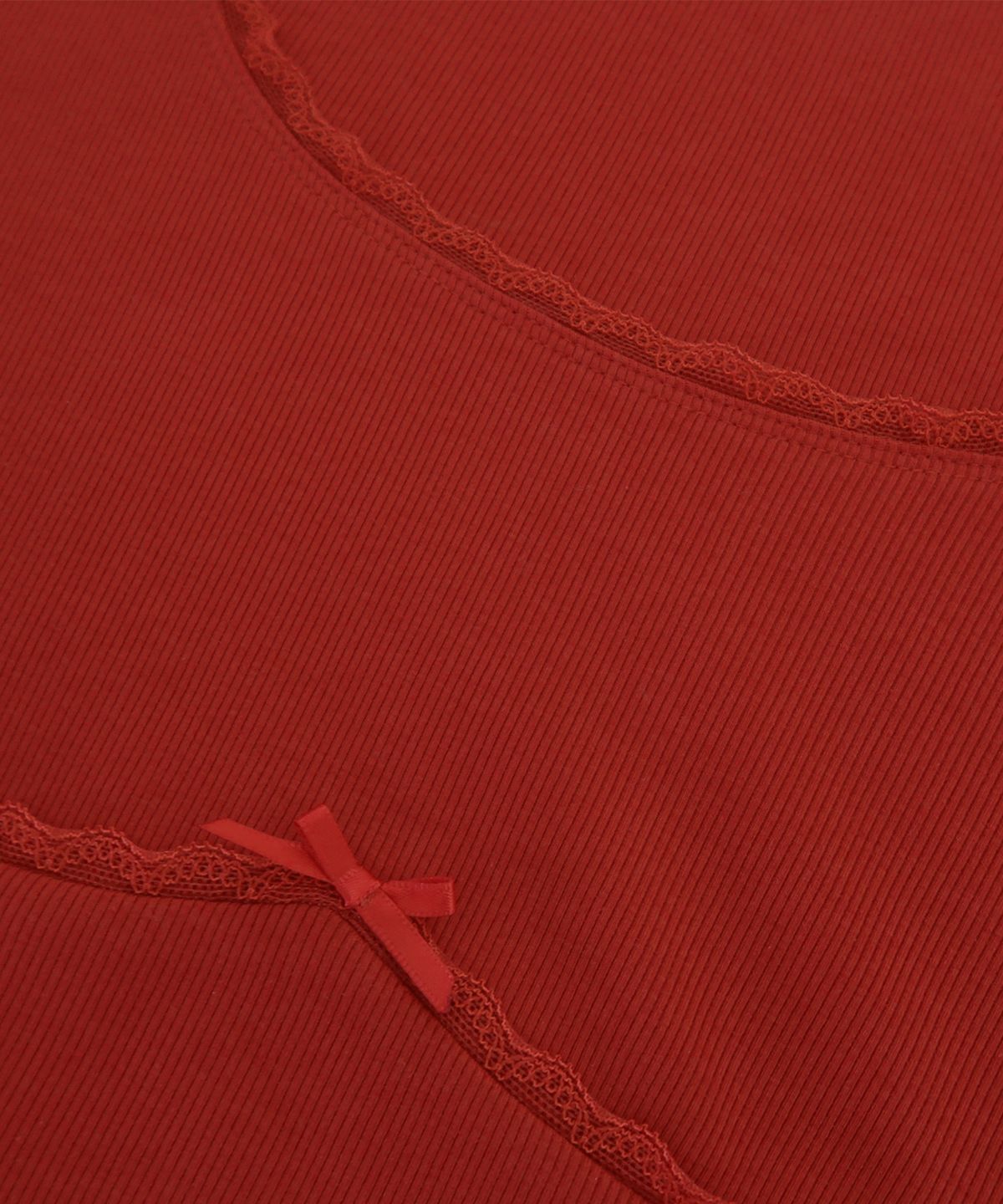 꾸아페(QUAFE) LACE U-NECK SLIM T-SHIRT_red