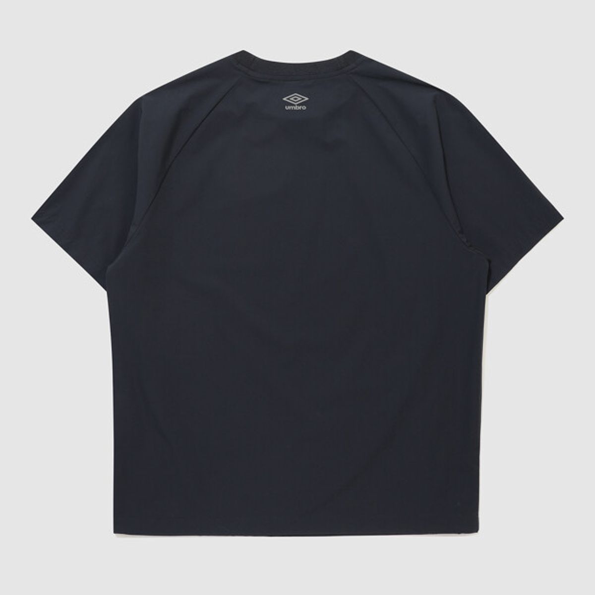 엄브로(UMBRO) [COOLING] 슬로우킥 냉감 반팔 피스테 블랙 UR221SWT53