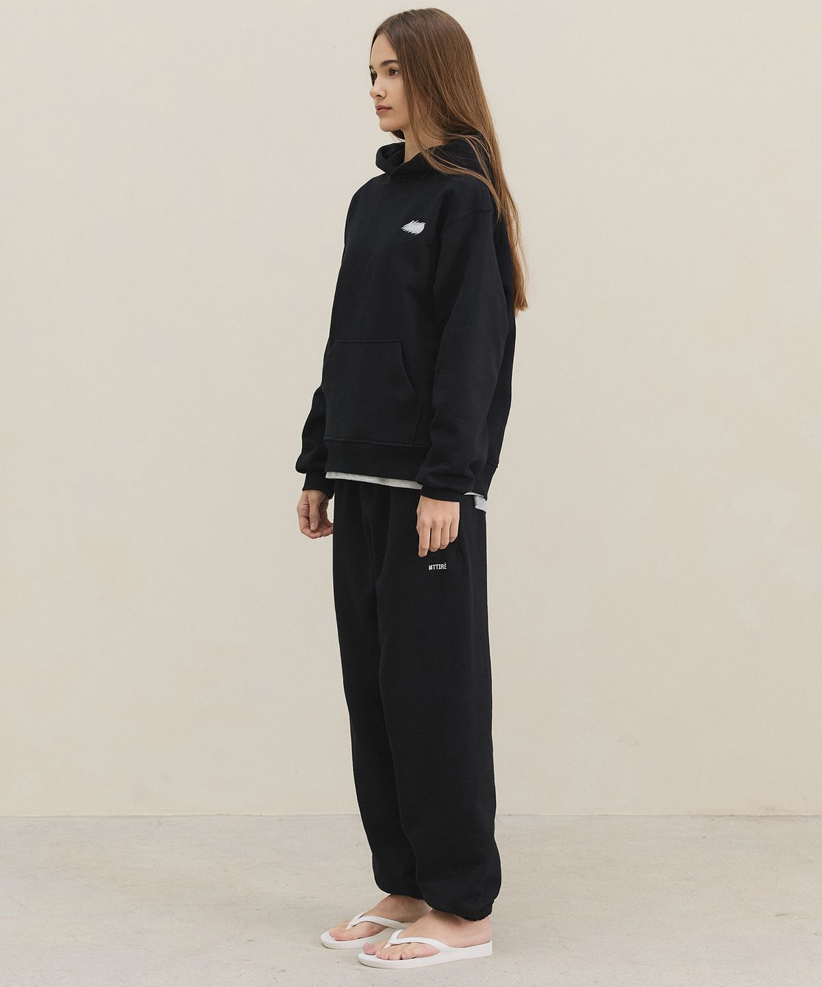마티레(MTTIRÉ) Basic Jogger Sweatpants / Black