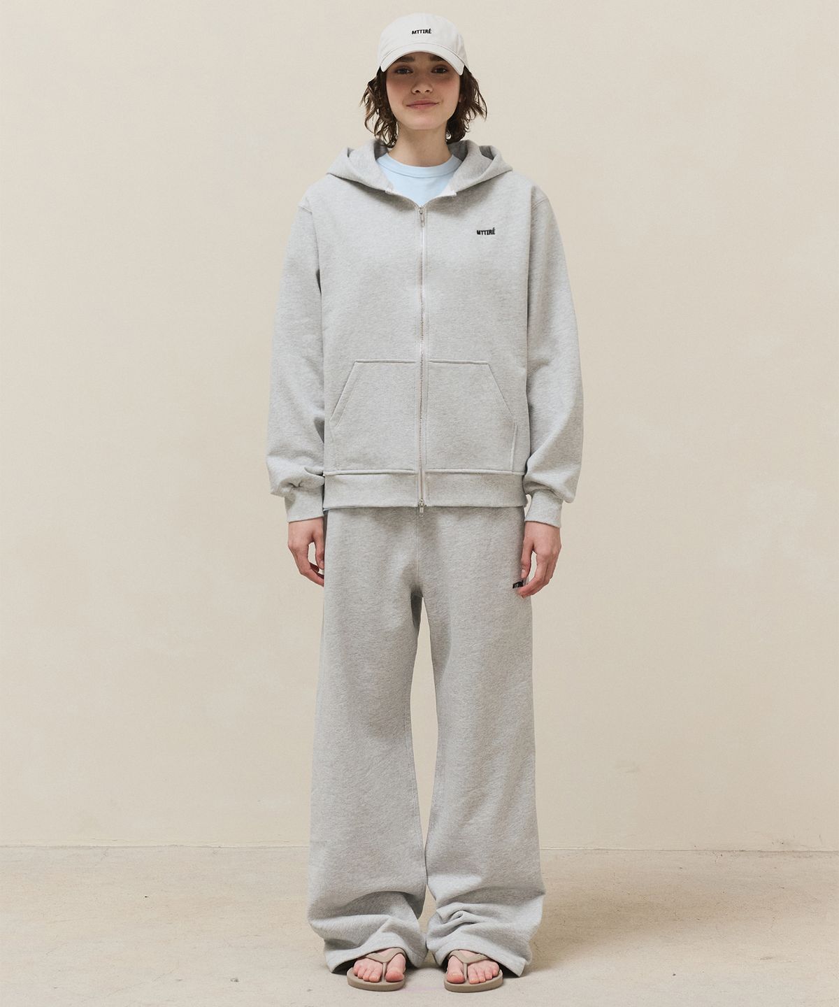 마티레(MTTIRÉ) Basic Straight Sweatpants / Gray