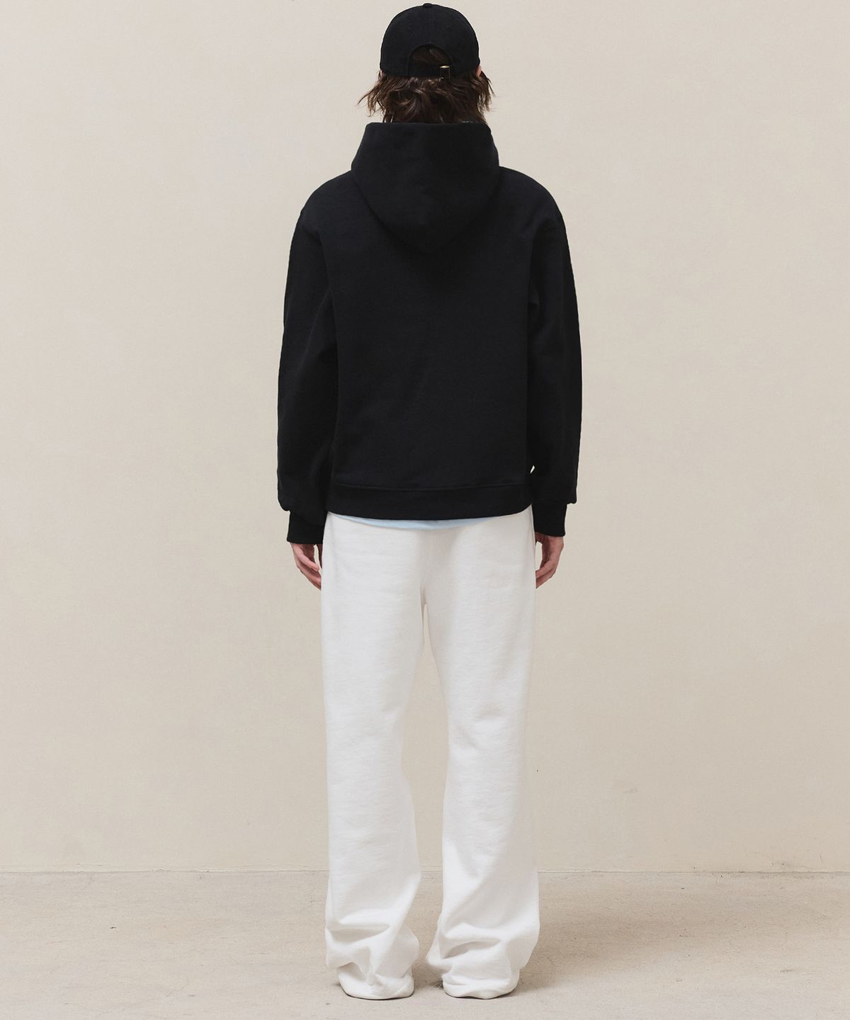 마티레(MTTIRÉ) Basic Logo Hoodie / Black