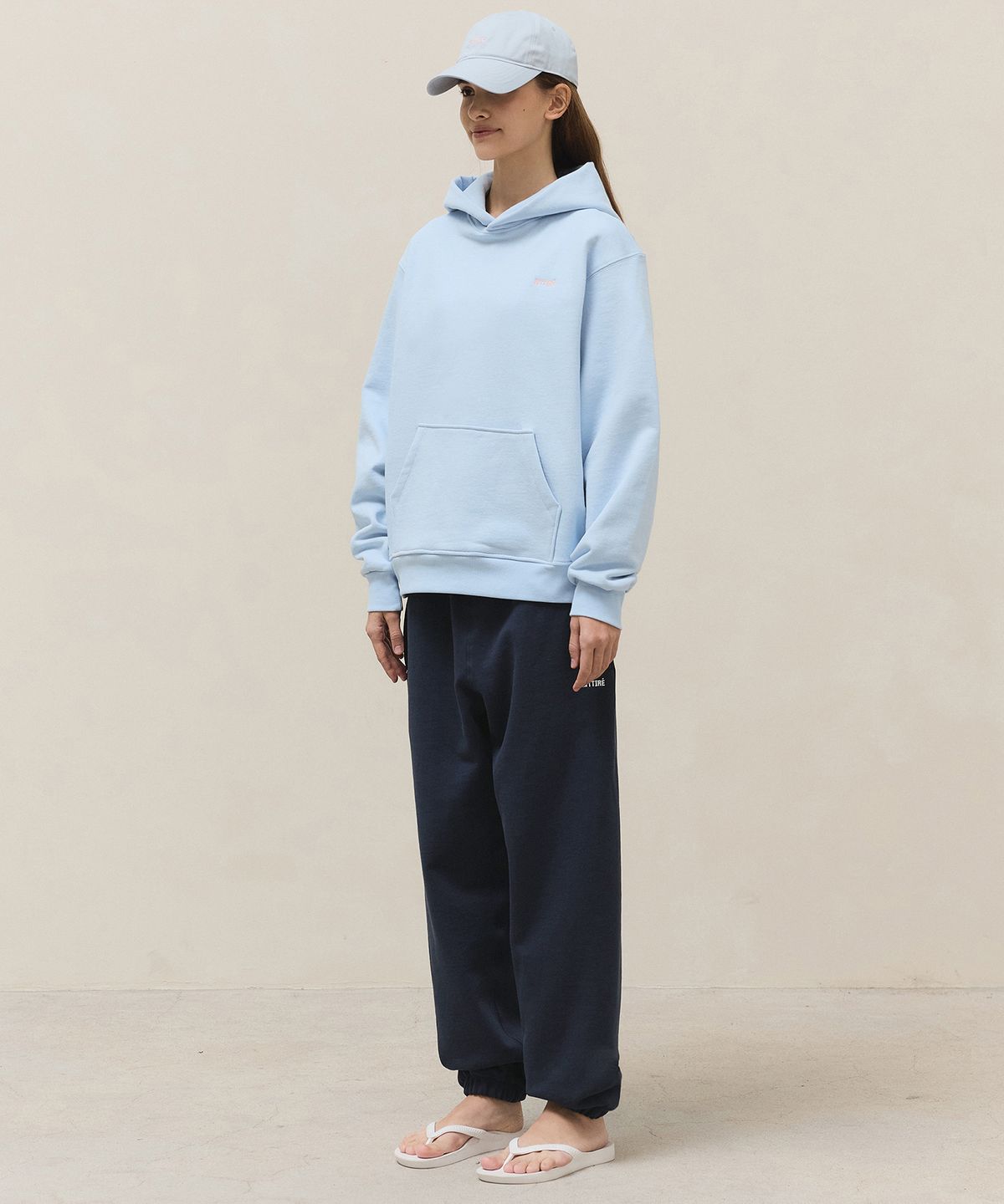 마티레(MTTIRÉ) Basic Logo Hoodie / Sky Blue