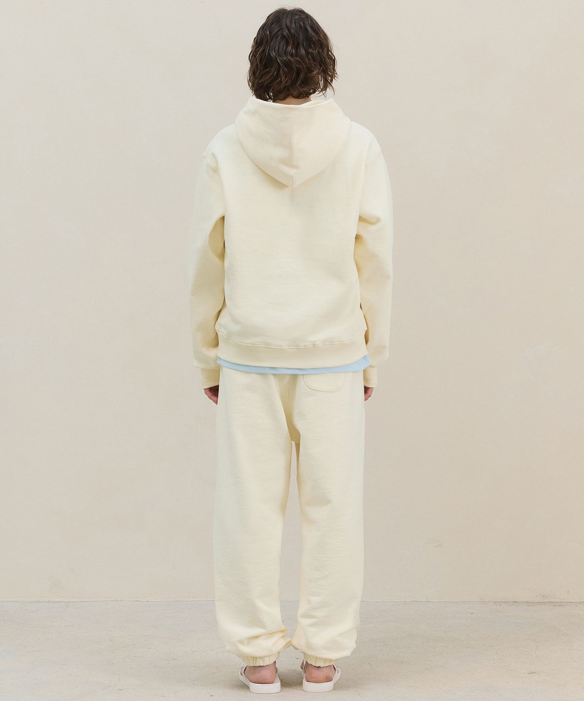 마티레(MTTIRÉ) Basic Logo Hoodie / Light Yellow