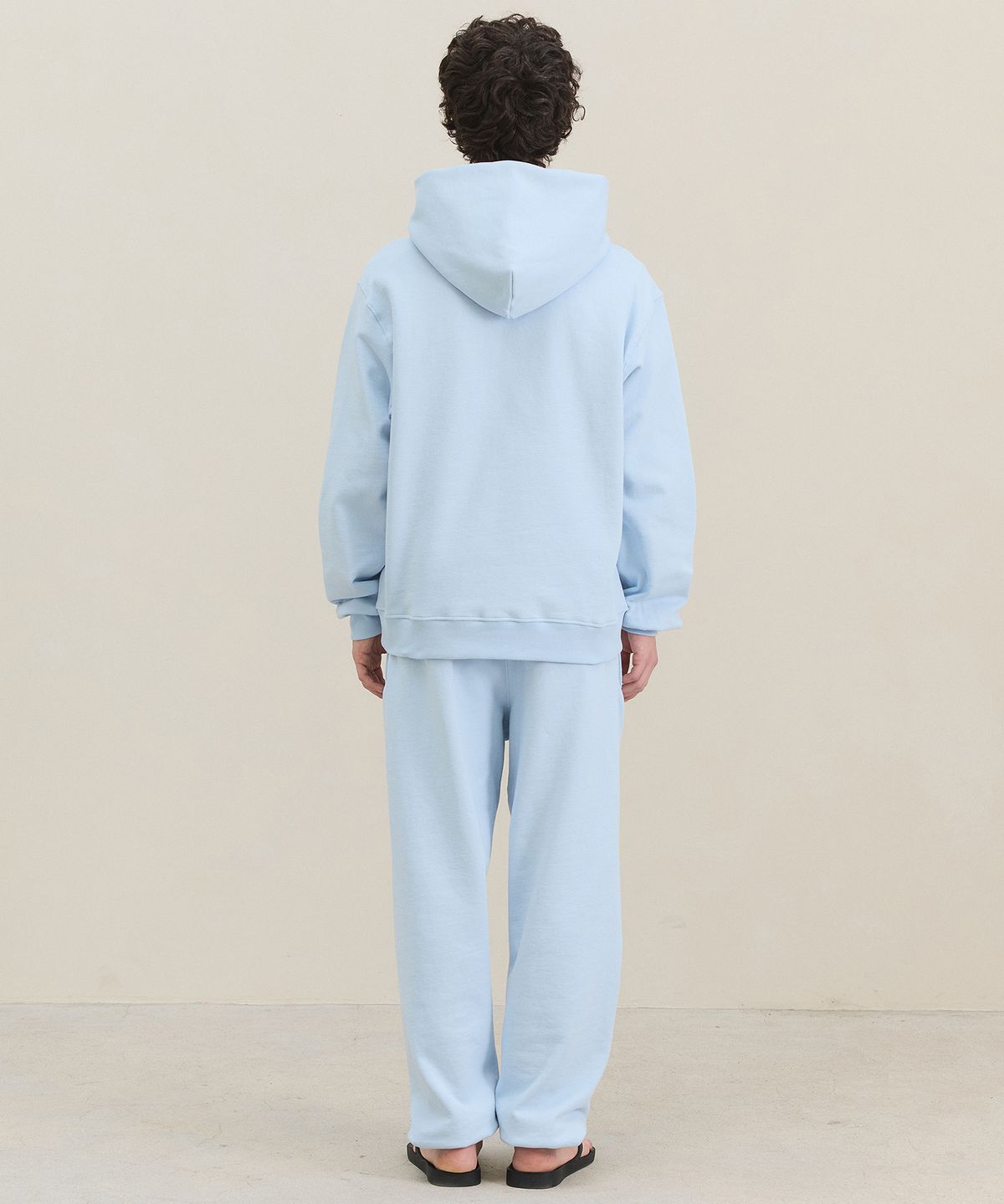 마티레(MTTIRÉ) Stichi Logo Hoodie / Sky Blue