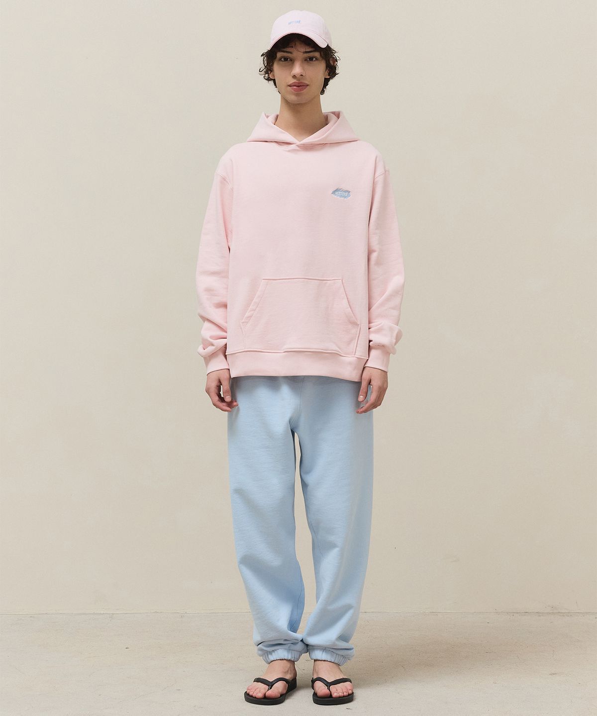 마티레(MTTIRÉ) Stichi Logo Hoodie / Pink