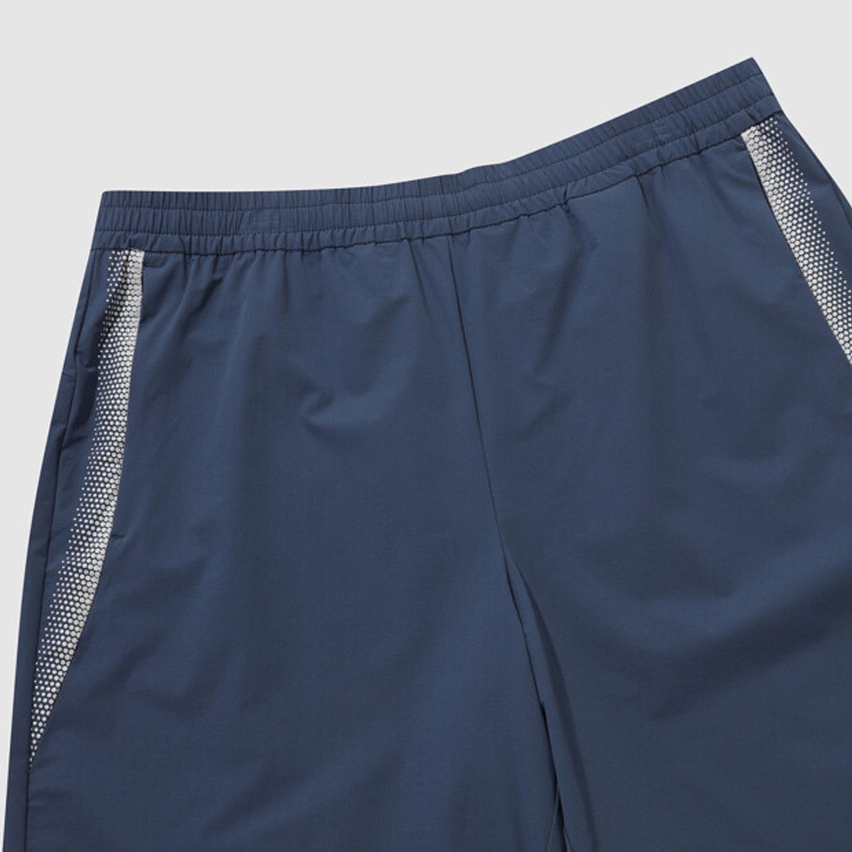 엄브로(UMBRO) [COOLING] 슬로우킥 냉감 4부 반바지 네이비 UR223SHP53