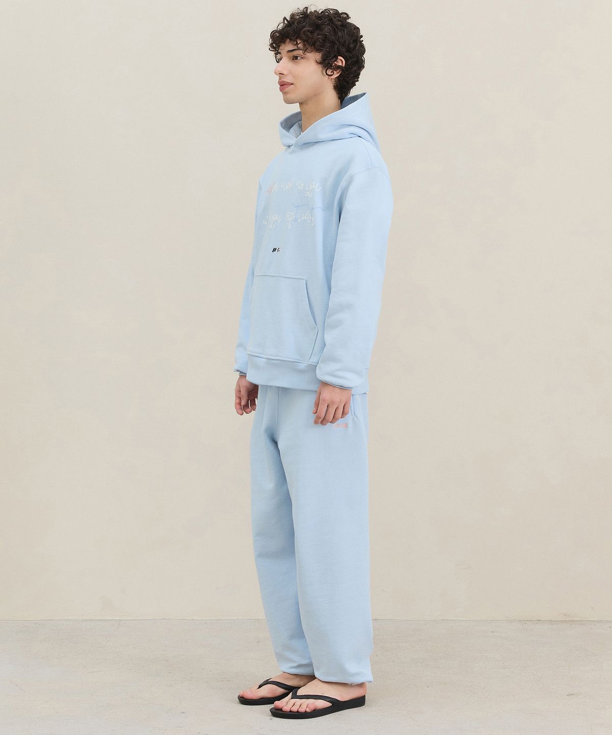 마티레(MTTIRÉ) Captivate Hoodie / Sky Blue