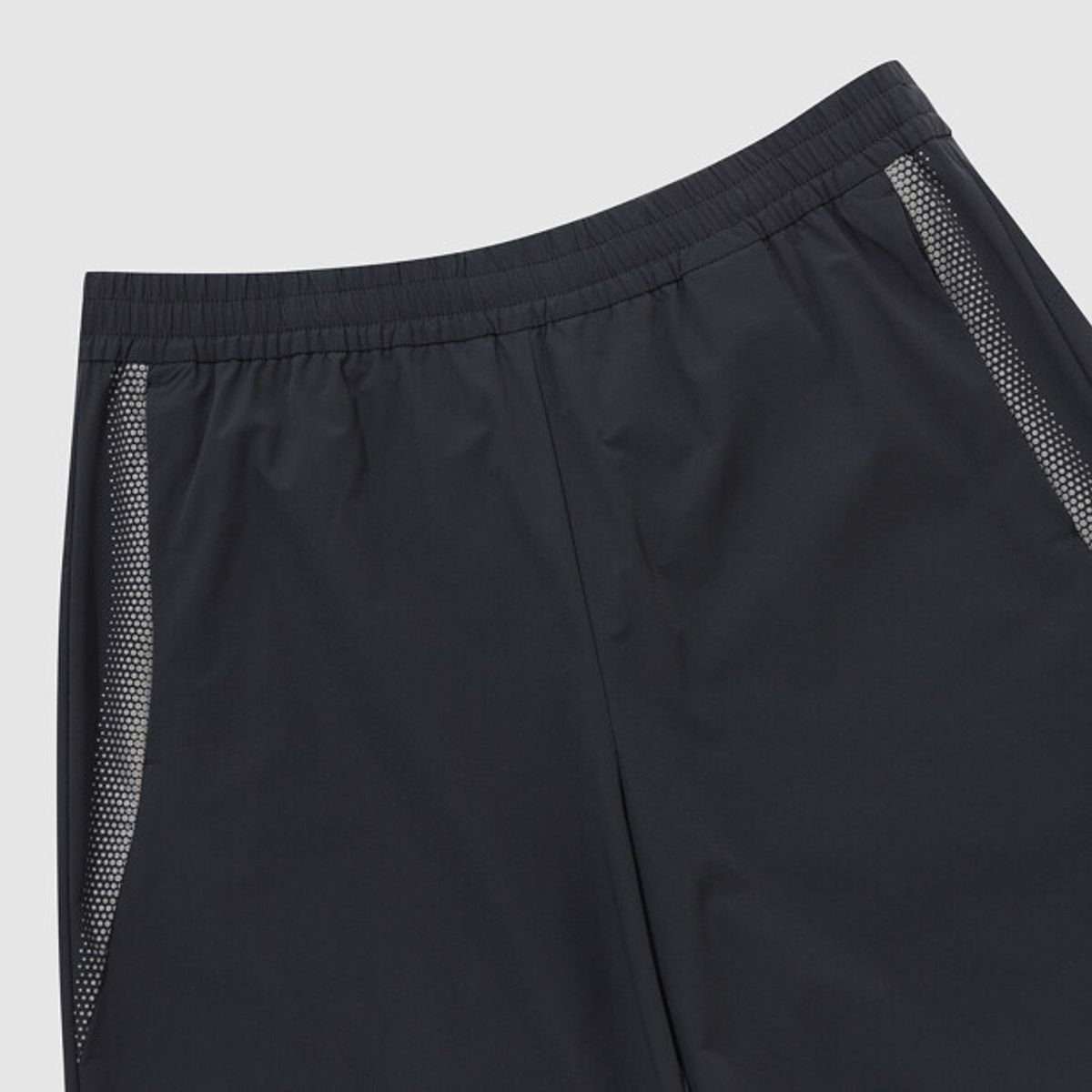 엄브로(UMBRO) [COOLING] 슬로우킥 냉감 4부 반바지 블랙 UR223SHP53
