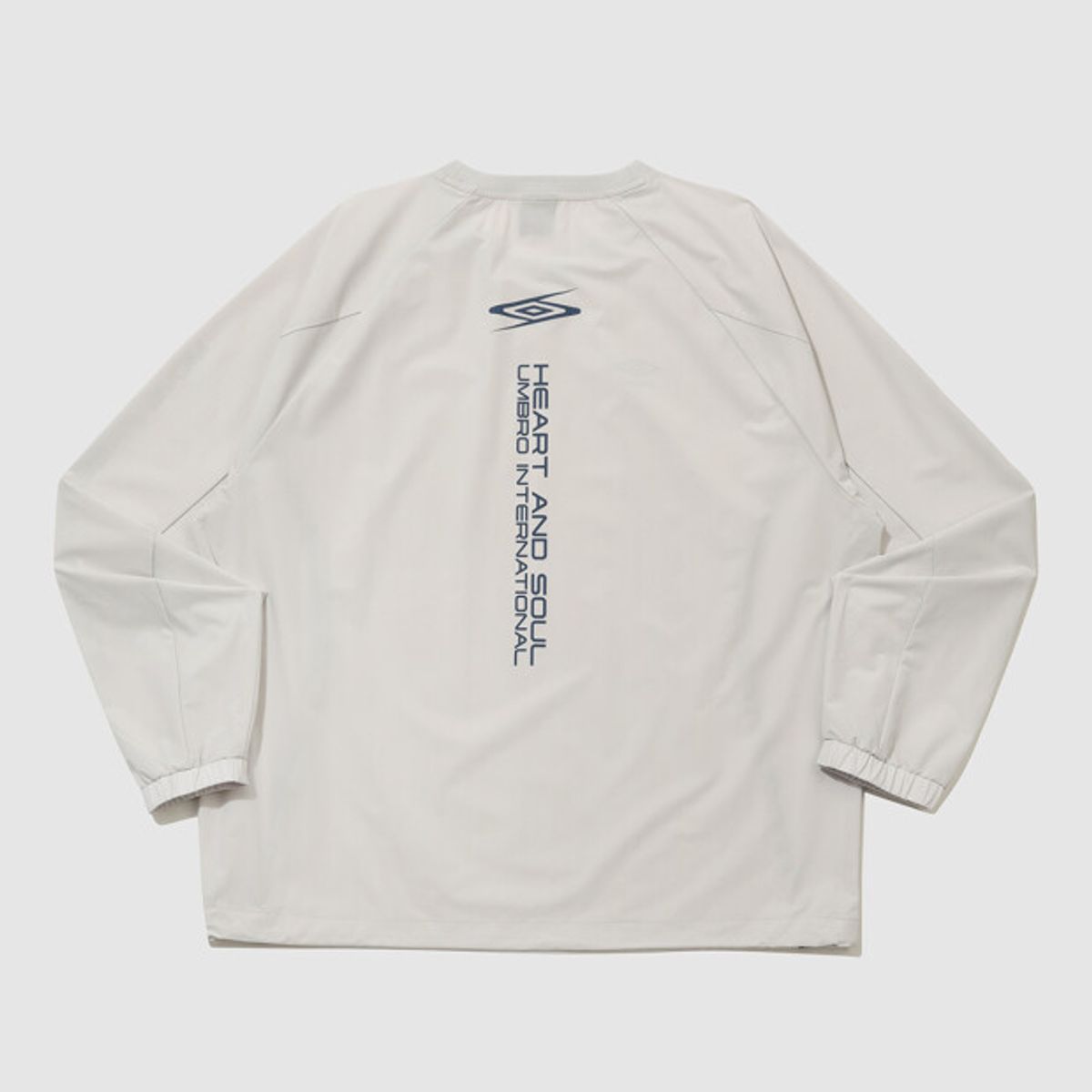 엄브로(UMBRO) [COOLING] 슬로우킥 냉감 긴팔 피스테 라이트 그레이 UR221SWT52