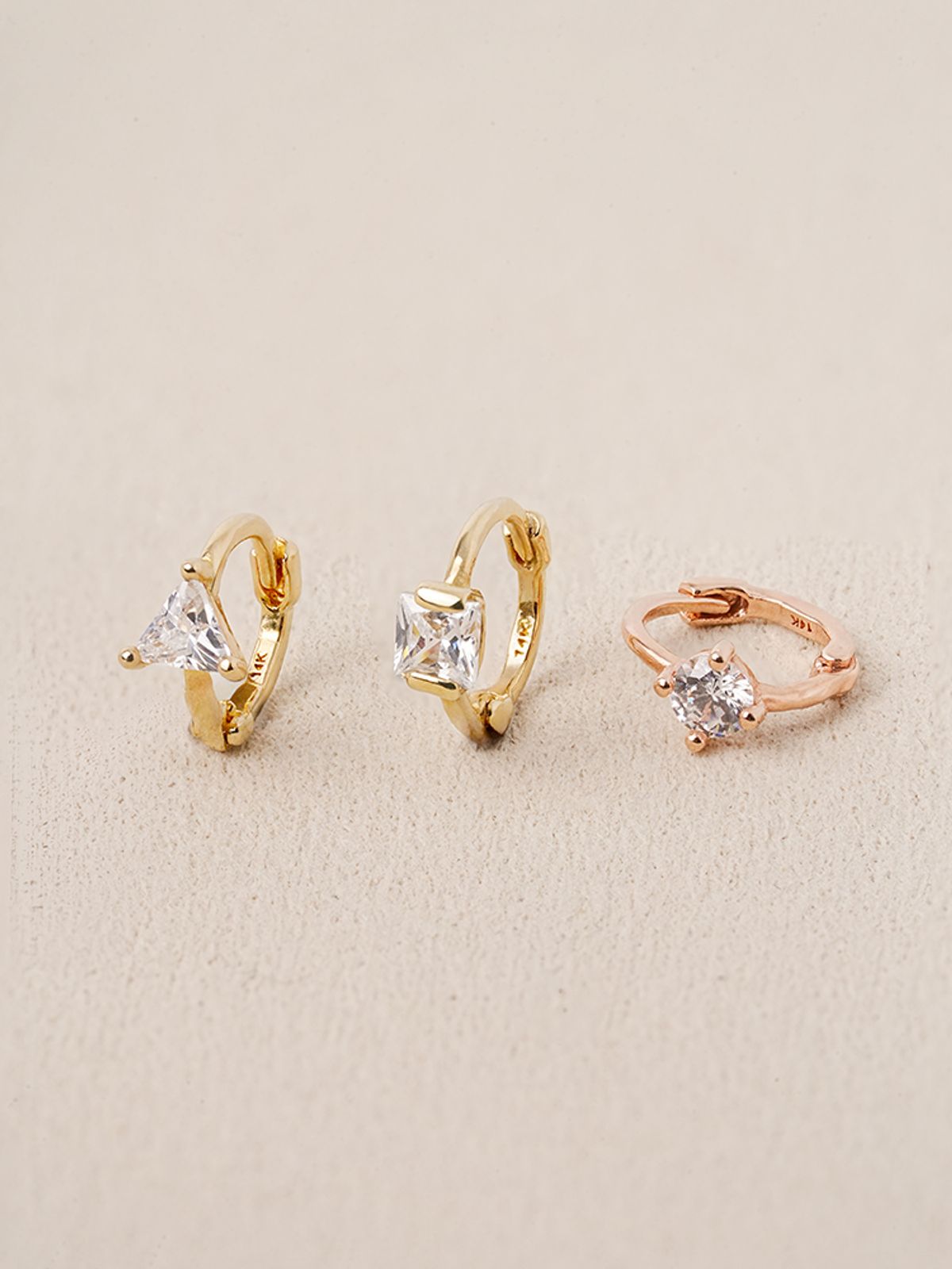 미니멀피어싱(MINIMALPIERCING) 14K 미니 포인트 큐빅 귓바퀴 원터치 링 귀걸이