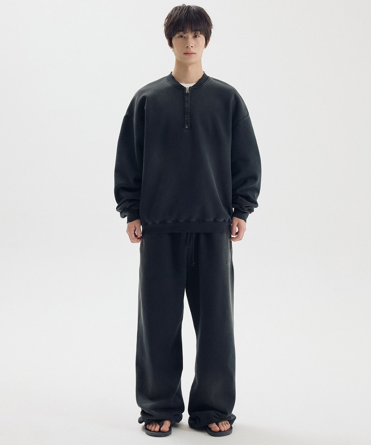 마티레(MTTIRÉ) VTG WASHED HALF ZIP SWEATSHIRT / BLACK