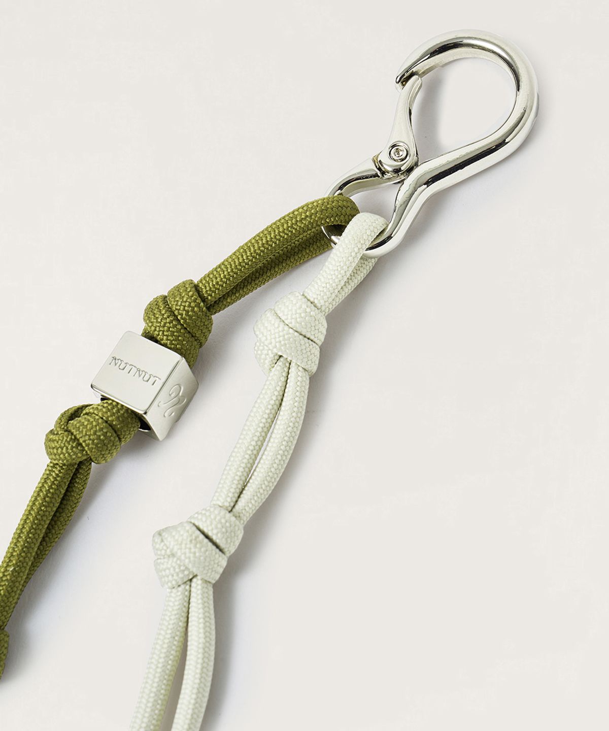넛넛(NUTNUT) Color Block Knot Keyring - KHAKI & BEIGE