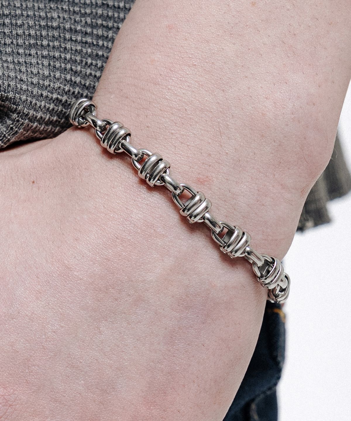 스칼렛또블랙(SCALETTOBLACK) RAM015 Iron Knot Bracelet
