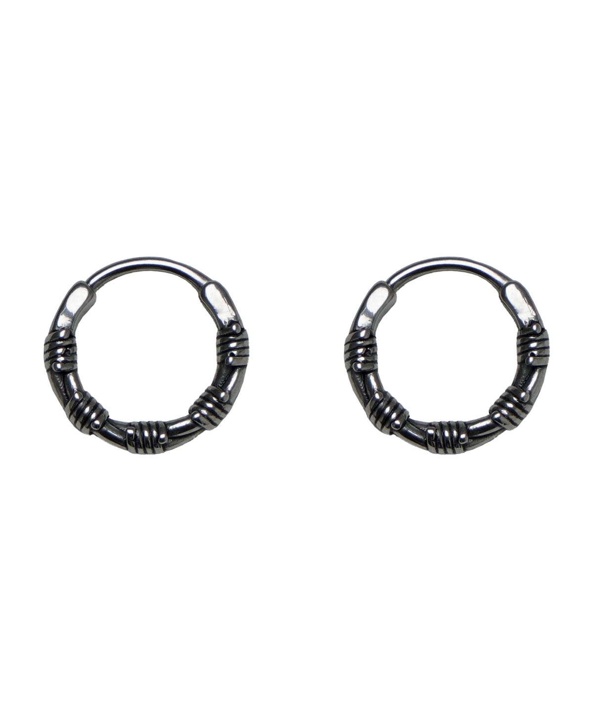 스칼렛또블랙(SCALETTOBLACK) RAM014 Black Armor Mini Hoops Earrings