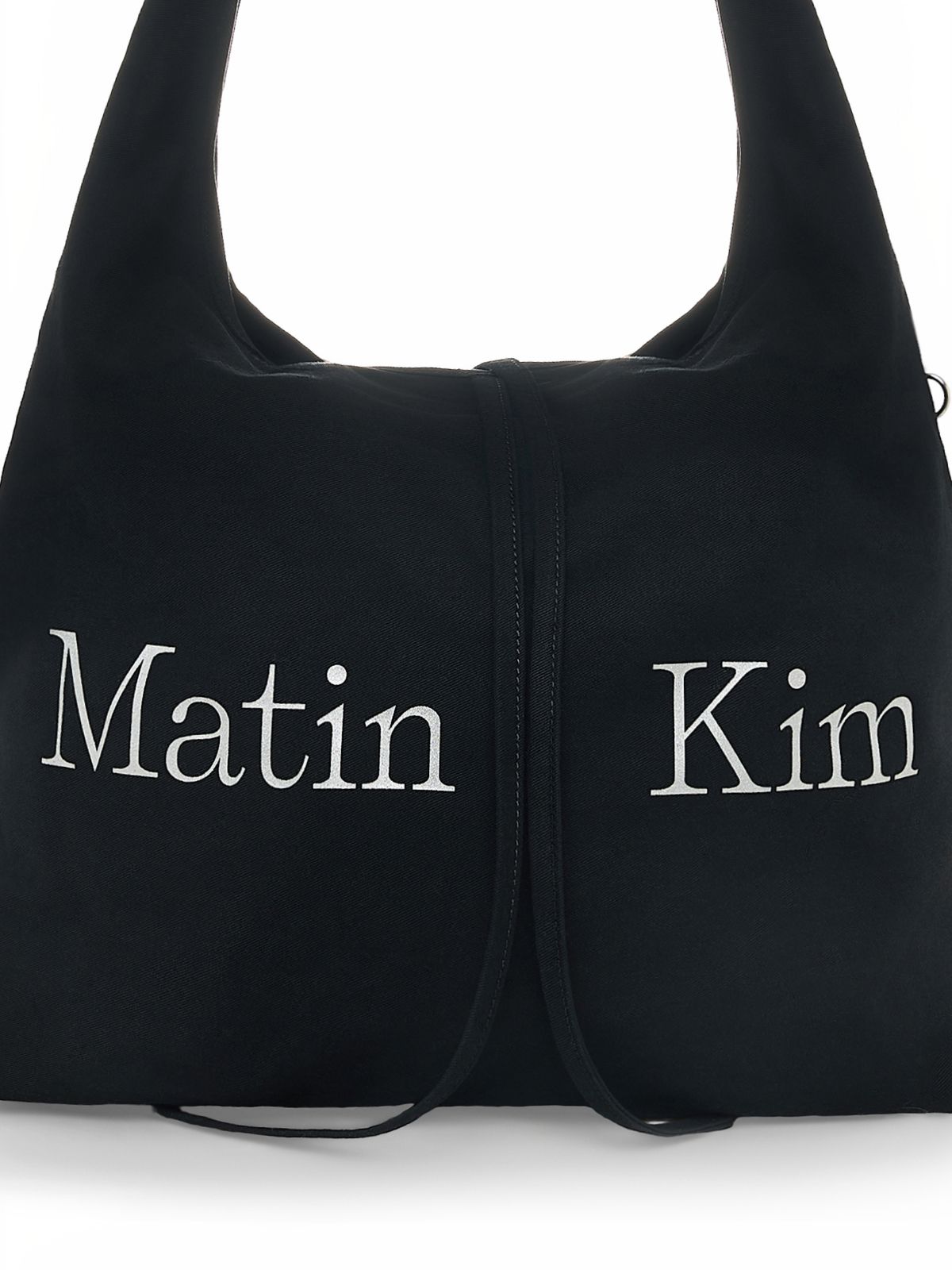 마뗑킴(MATIN KIM) LOGO POINT ROUND ECOBAG IN BLACK