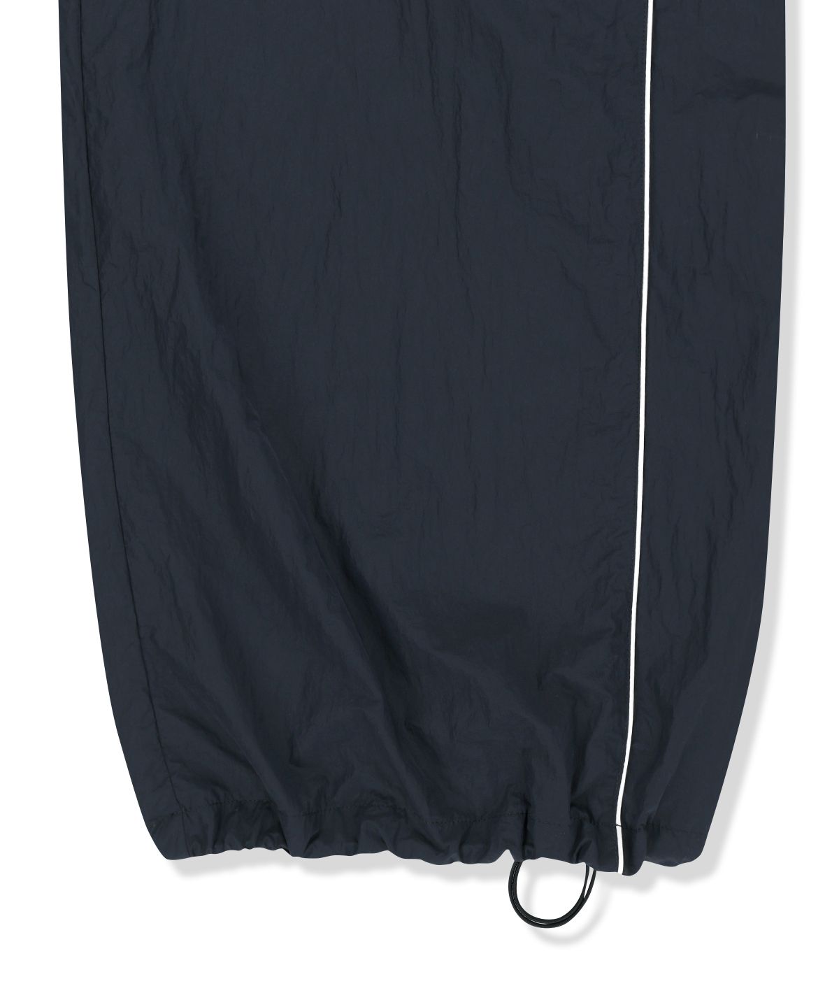 마뗑킴(MATIN KIM) MATIN 16 LOGO TRACK PANTS IN NAVY