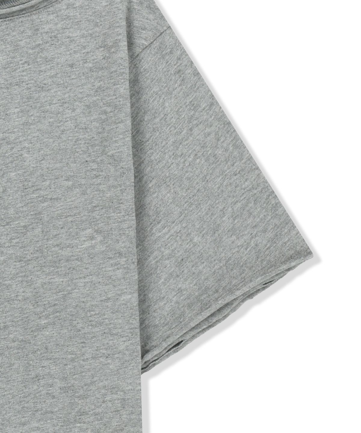 마뗑킴(MATIN KIM) MTK 16 GRAFFITI LOGO ASYMMETRIC TOP IN GREY