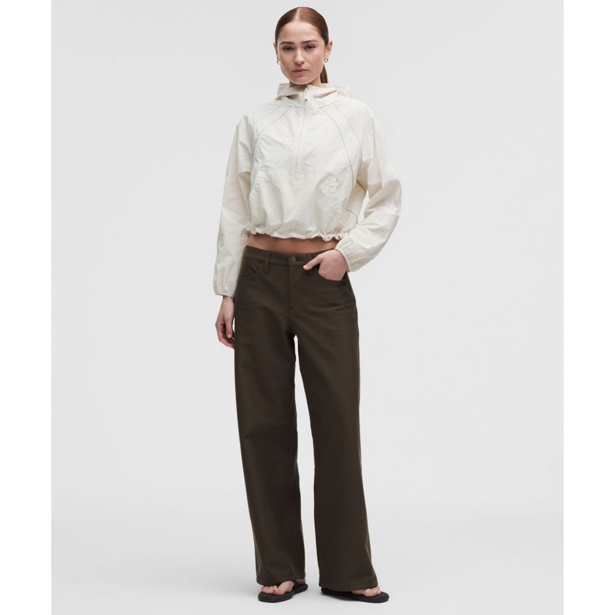 룰루레몬(LULULEMON) 스쿠바 크롭 아노락 *에볼브  LTIV MHAZ