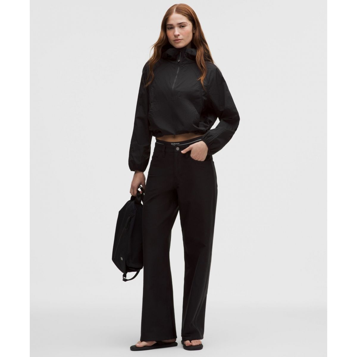 룰루레몬(LULULEMON) 스쿠바 크롭 아노락 *에볼브  BLK