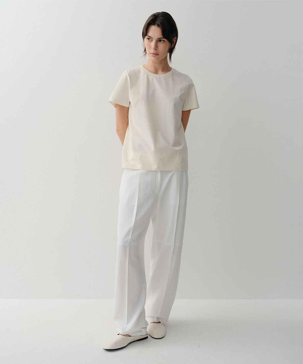 이아(EAAH) LINEN TAPERED PANTS (WHITE)