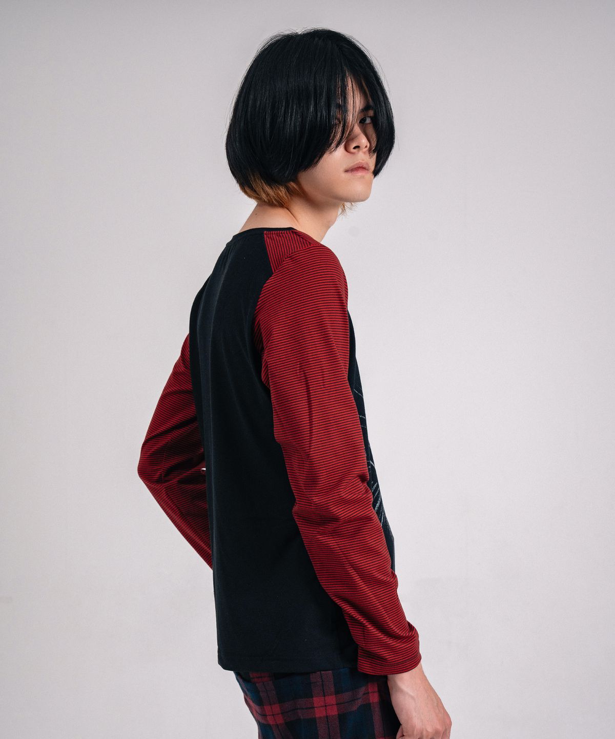 히피하우스(HIPPIE HAUS) Red Stripe Sleeve T-shirt w. H.H Print