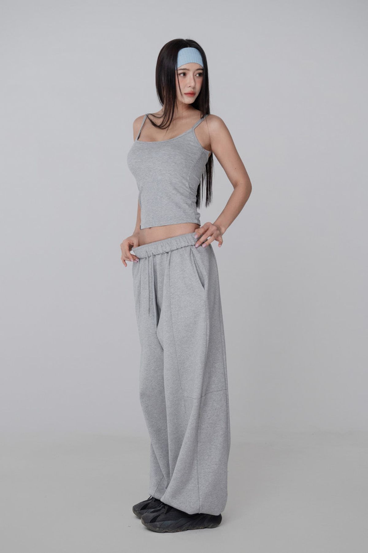비나앤코(VINAANDCO) 겨살커버 에센셜 캐미솔 - 멜란지 그레이 (ONE SIZE)