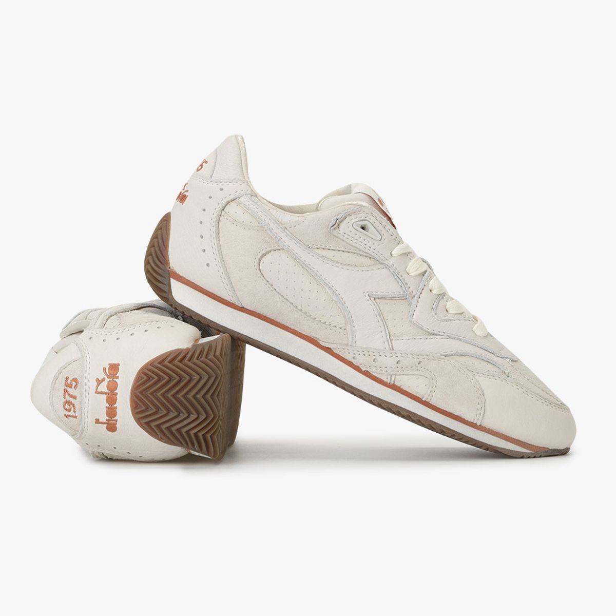 디아도라(diadora) 이큅 리벤지 듄 유즈드 이탈리아 BEIGE