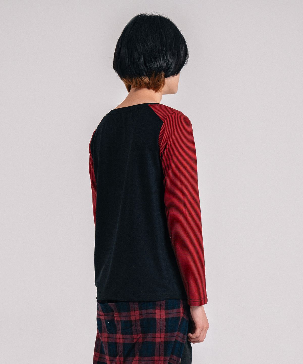 히피하우스(HIPPIE HAUS) Red Stripe Sleeve T-shirt