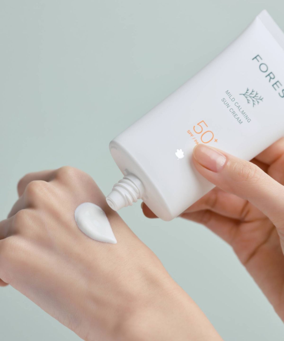 포레스트(FOREST) 마일드 카밍 선크림 80ml