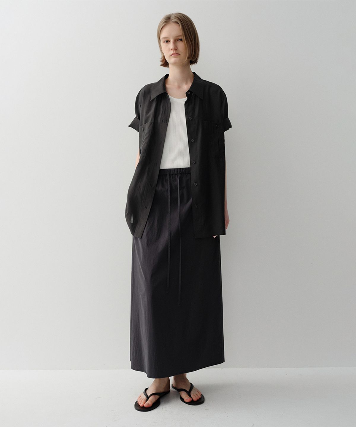 이아(EAAH) ODIN MAXI SKIRT (BLACK)