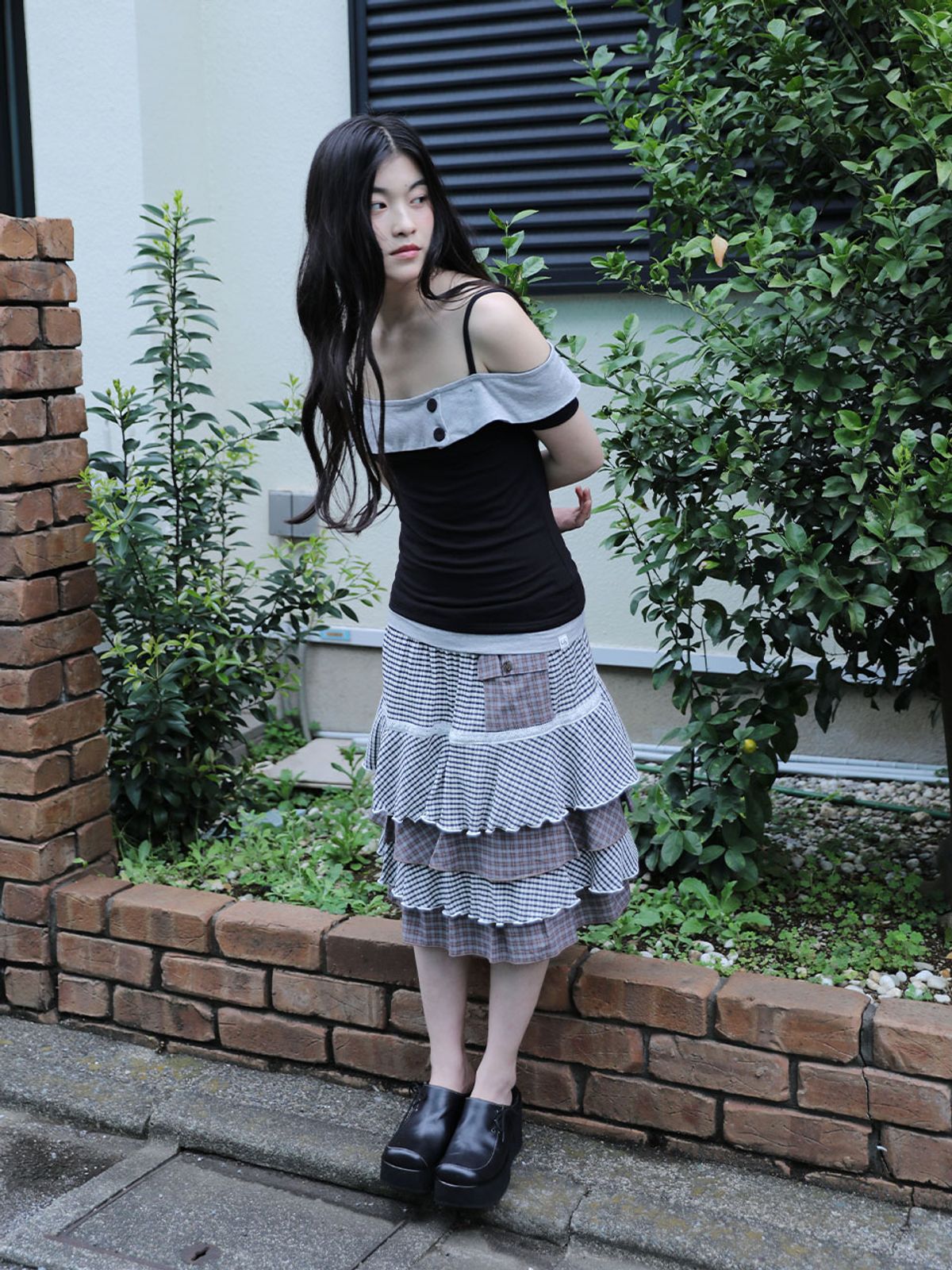어글리쉐도우(UGLYSHADOW) 캉캉 체커드 믹스 스커트(네이비)