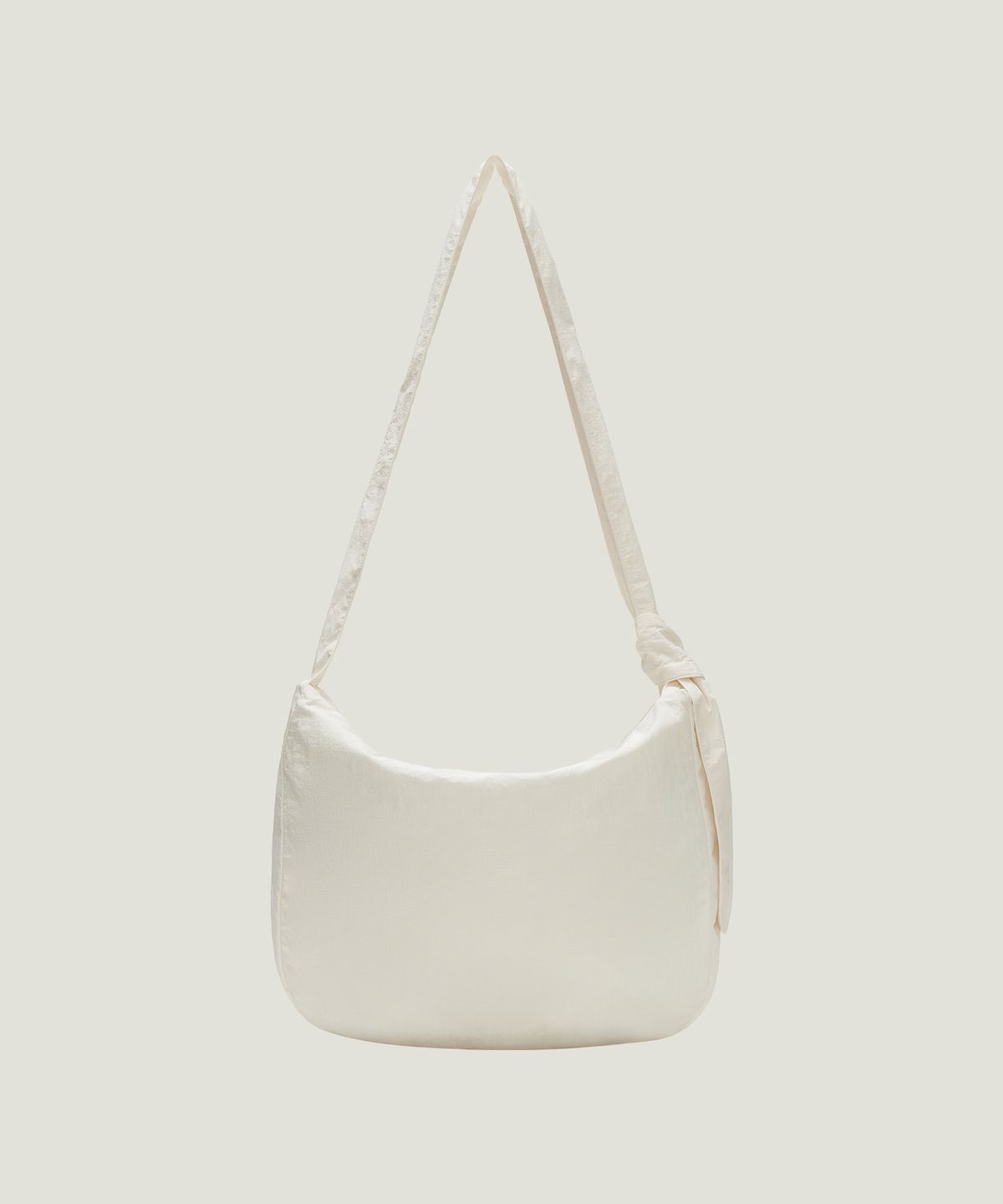 무쿠앤에보니(MUCU AND EBONY) Cozy Nylon Cross Bag _ Ivory