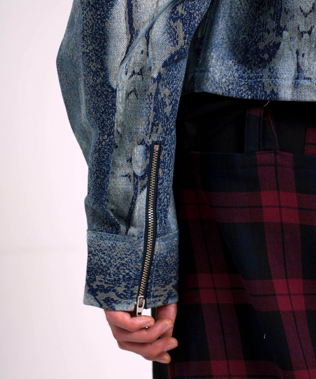 히피하우스(HIPPIE HAUS) Snake Denim Jacket_C1
