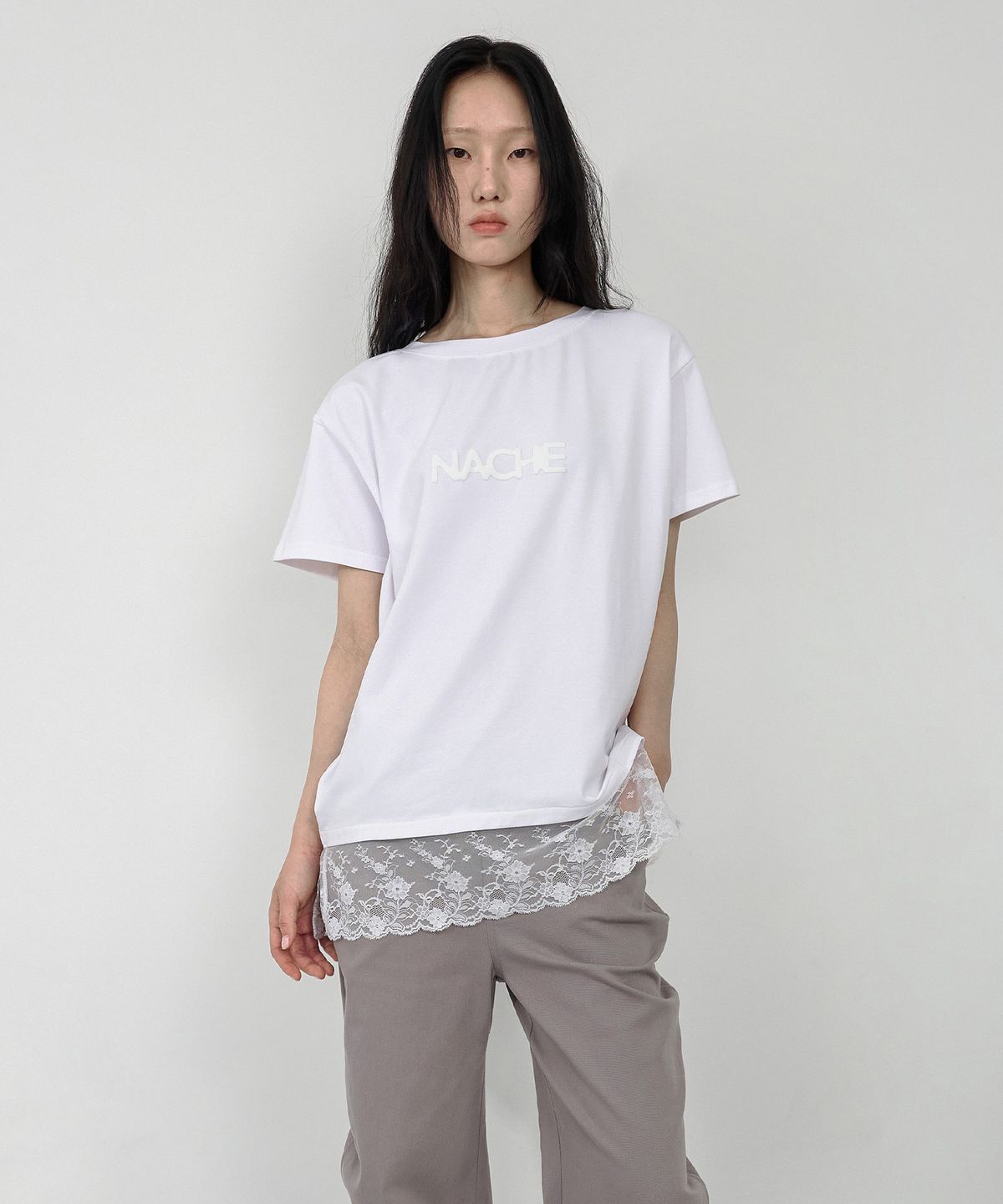 나체(NACHE) FORM LOGO LACE T-SHIRT WHITE