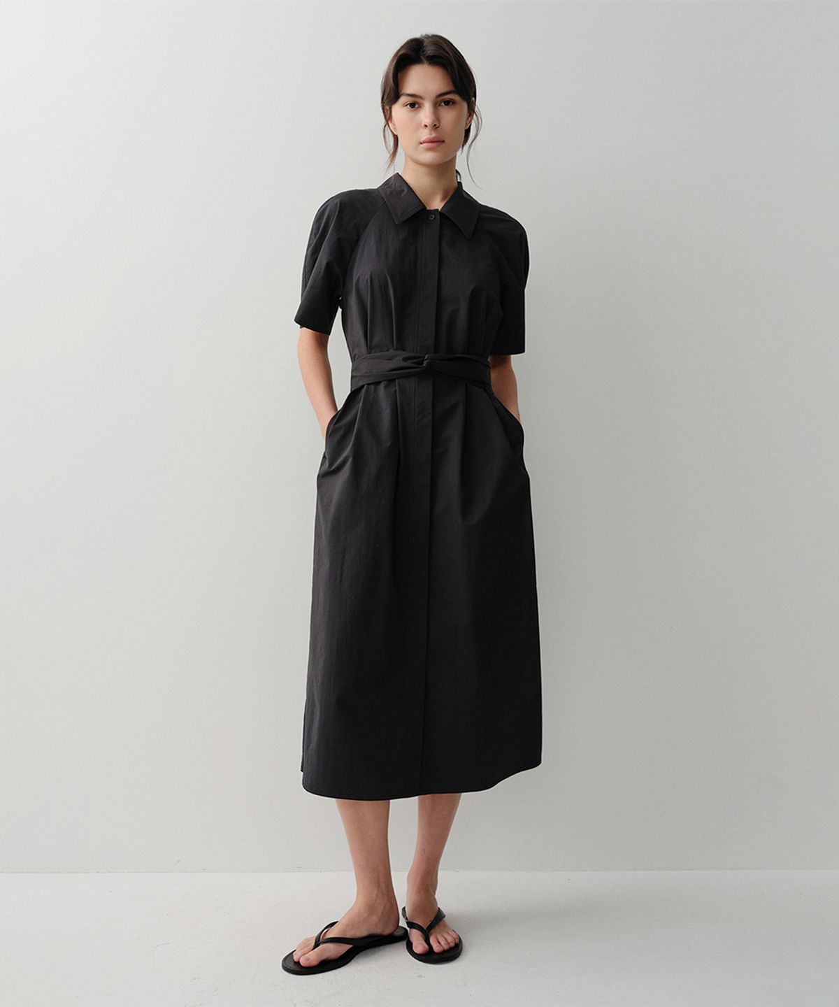 이아(EAAH) RAGLAN SHIRT DRESS (BLACK)