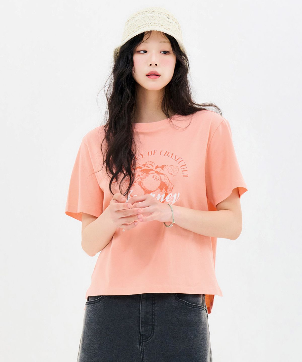 체이스컬트(CHASECULT) 여성 과일 드로잉 반팔 티셔츠-FBZG5852C0K
