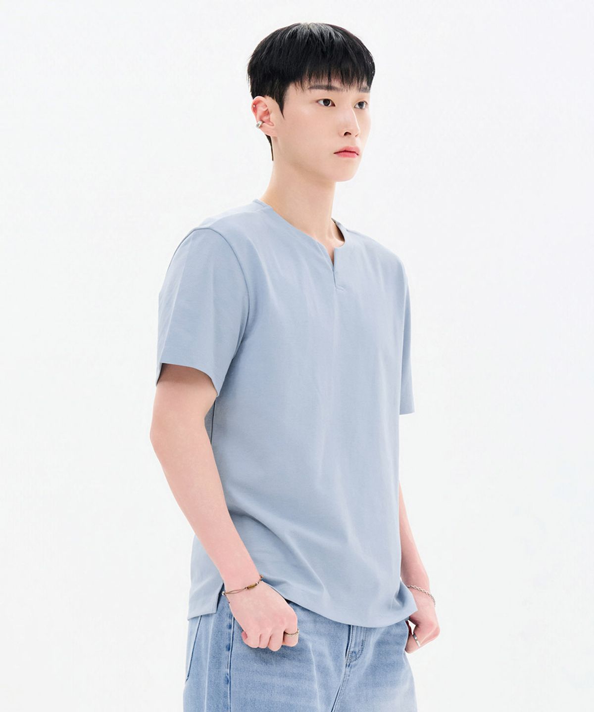 체이스컬트(CHASECULT) 남성 넥변형 반팔 티셔츠-FBZK5807C0D
