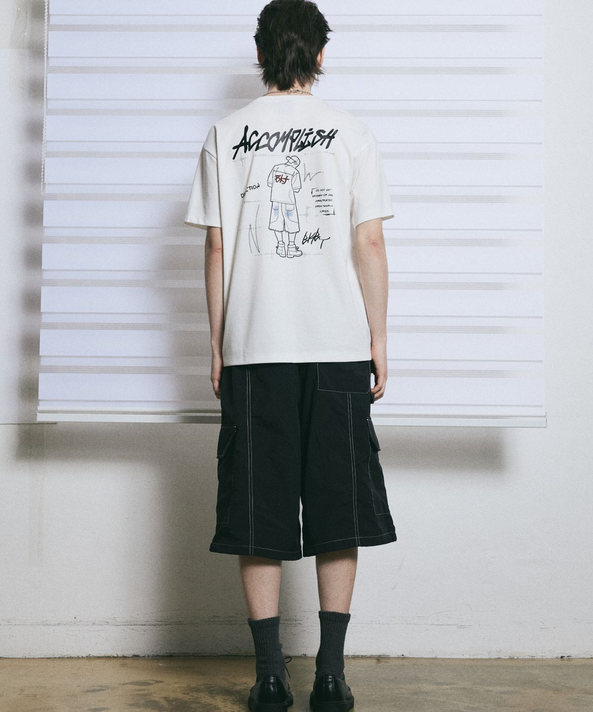 벙커버스터(BUNKERBUSTER) 어컴플리쉬 드로잉 반팔티 MQ2TU246_OFF WHITE