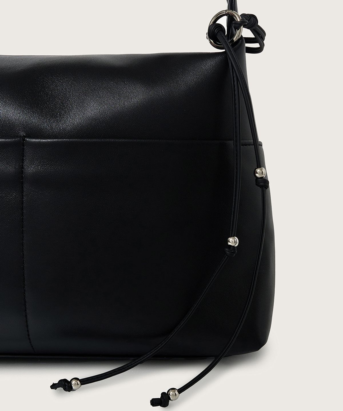 넛넛(NUTNUT) Knot Leather Keyring - BLACK