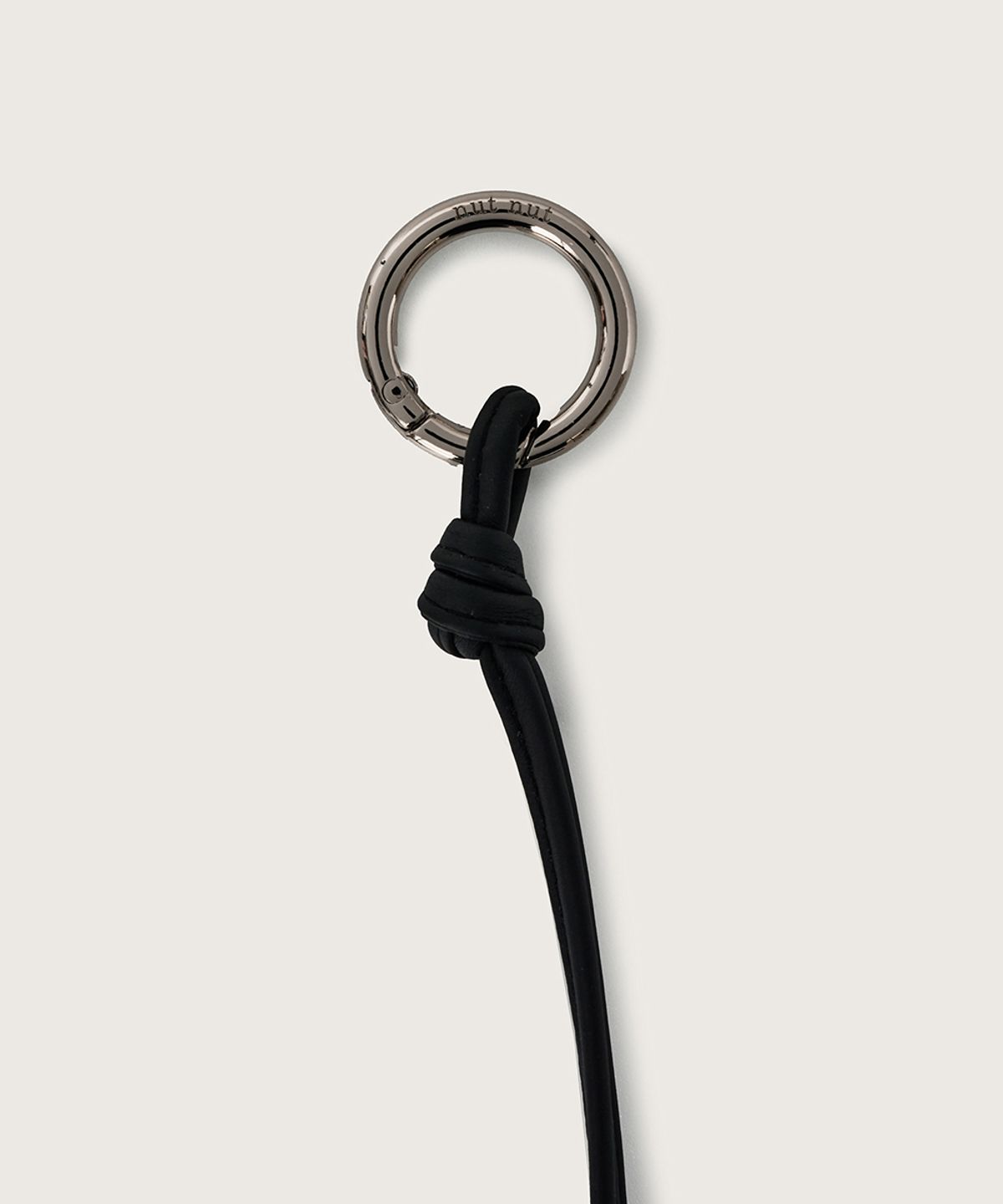 넛넛(NUTNUT) Knot Leather Keyring - BLACK