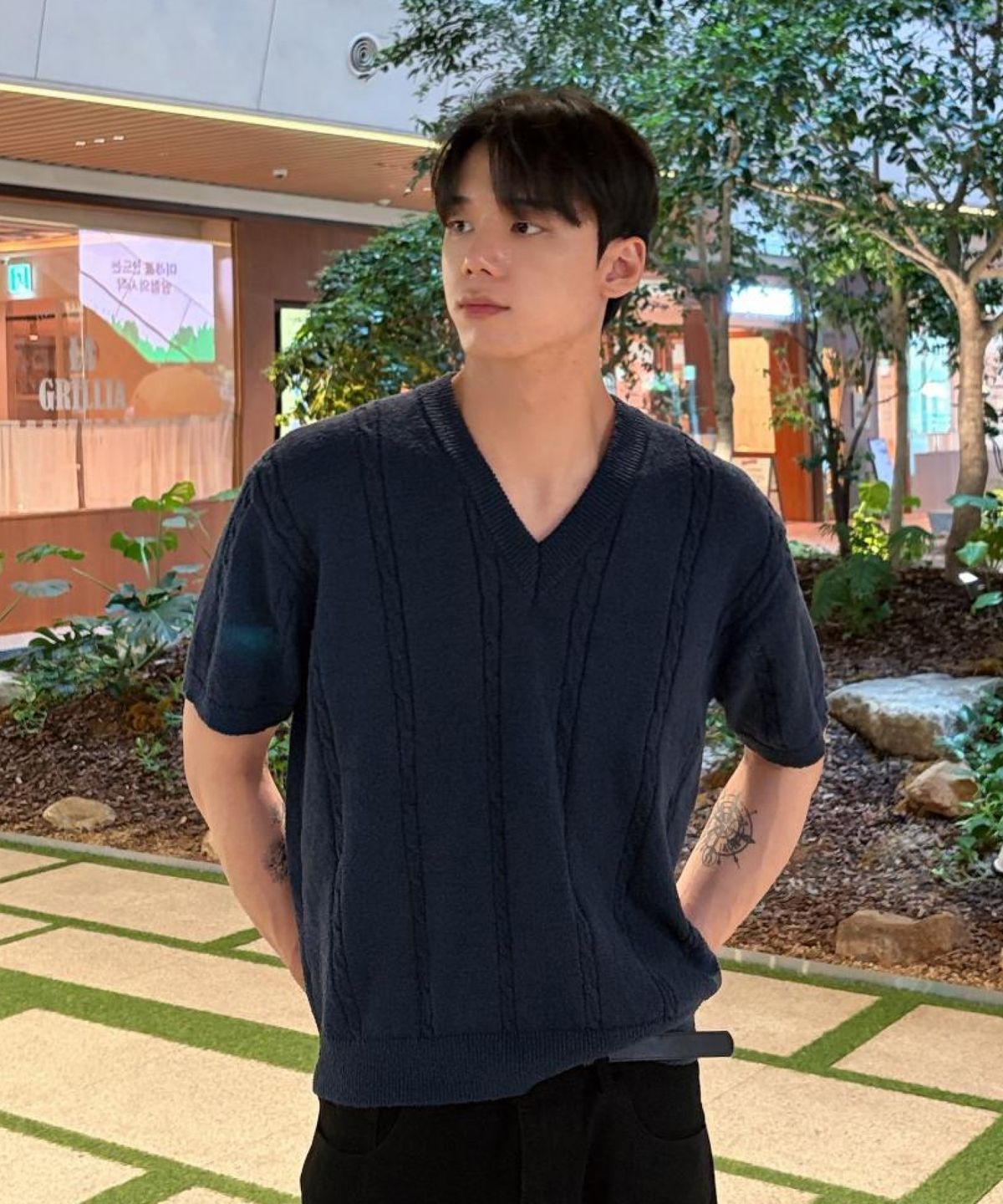 효지(HYOJI) 26 SS 워셔블 케이블 브이넥 크롭 니트 (6컬러)