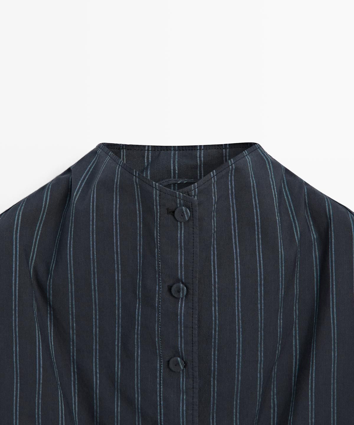 마시모두띠(MASSIMO DUTTI) 스트라이프 하이넥 봄버 자켓
