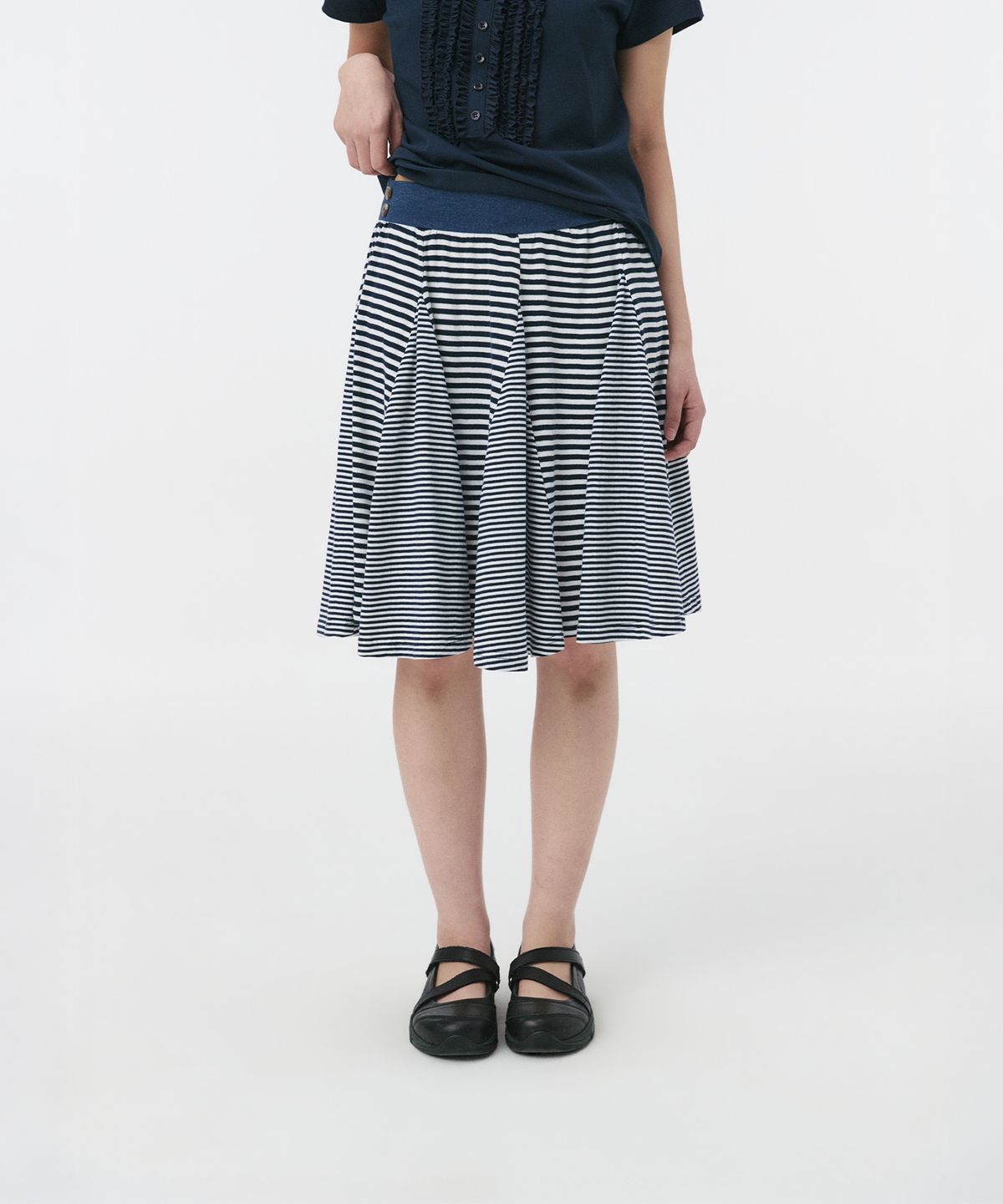 오헤시오(OHESHIO) STRIPE FLARE MIDI SKIRT, NAVY