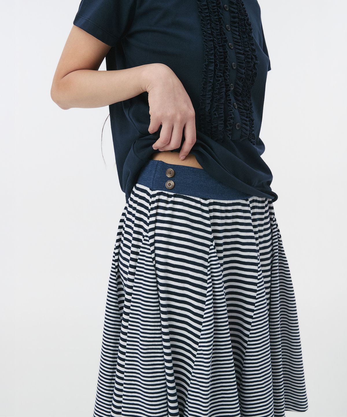 오헤시오(OHESHIO) STRIPE FLARE MIDI SKIRT, NAVY