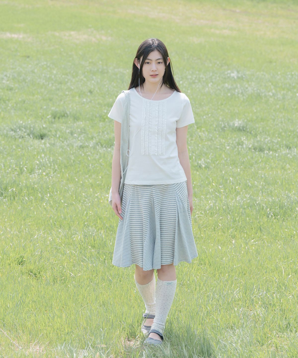 오헤시오(OHESHIO) FRILL JERSEY T-SHIRT, IVORY