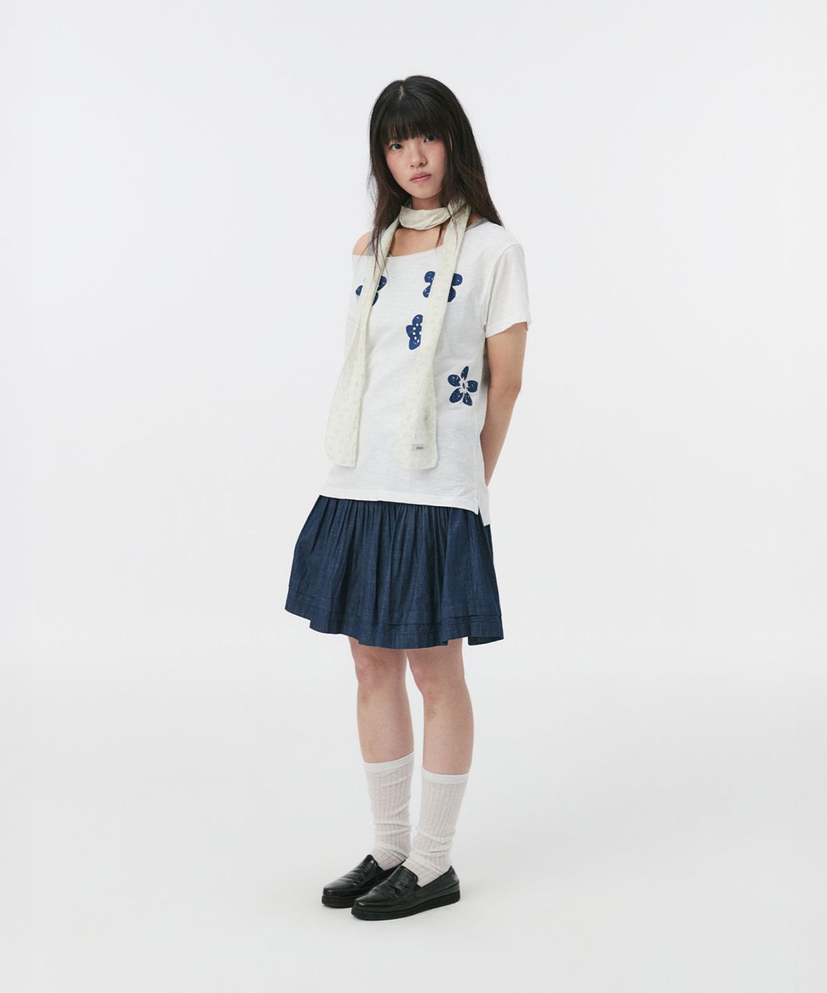 오헤시오(OHESHIO) VINTAGE FLOWER SCOOP NECK T-SHIRT, WHITE