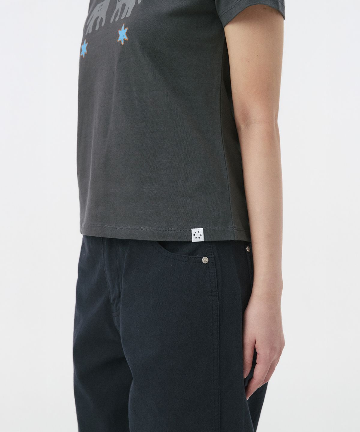오헤시오(OHESHIO) TWIN PONY CROP T-SHIRT, CHARCOAL