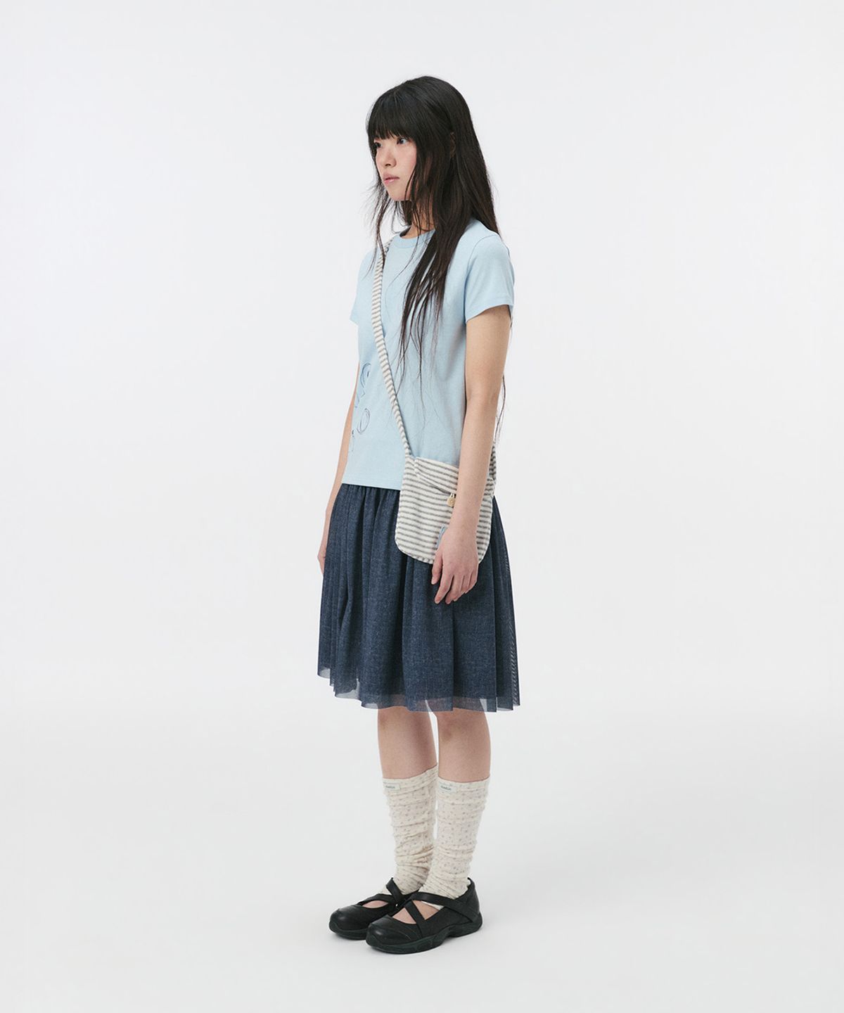 오헤시오(OHESHIO) CRAYON LOGO GRAPHIC T-SHIRT, SKY BLUE